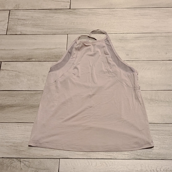 🍬 C9 grey workout halter tank🧋💫🎠☃️🦋🐯🐠 - Picture 1 of 3